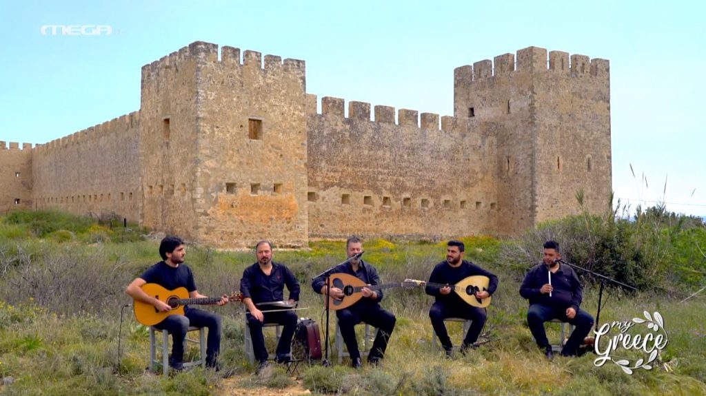 «Έβαλε ο Θεός σημάδι» από τον Μανώλη Κονταρό στο μαγευτικό Φραγκοκάστελο Χανίων