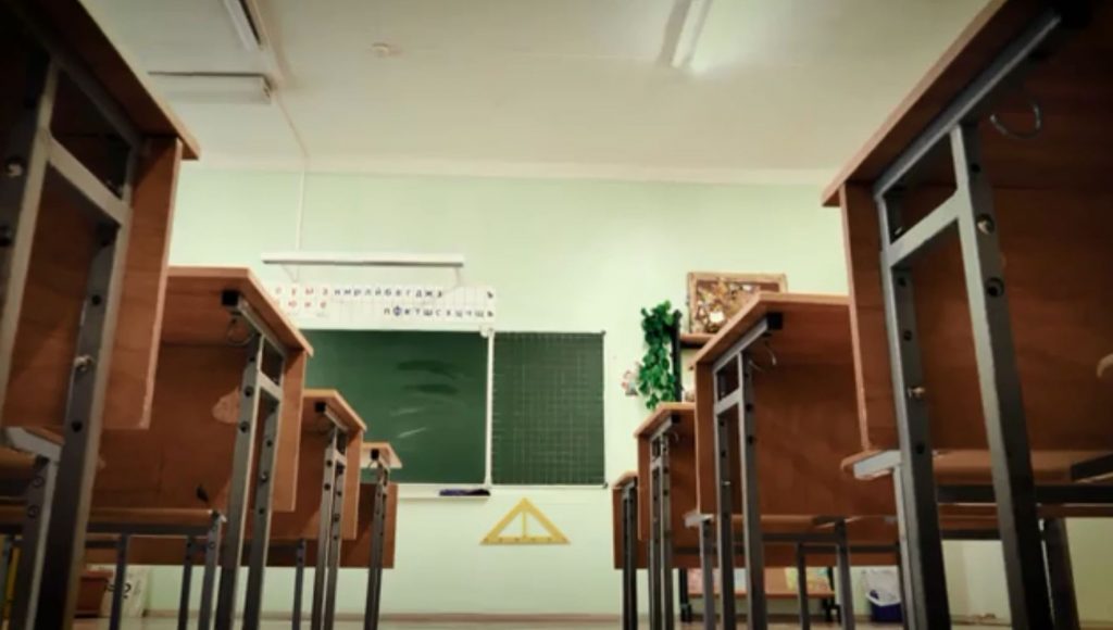 Δραματική η κατάσταση στα σχολεία – Μαθήματα σε κοντέινερ