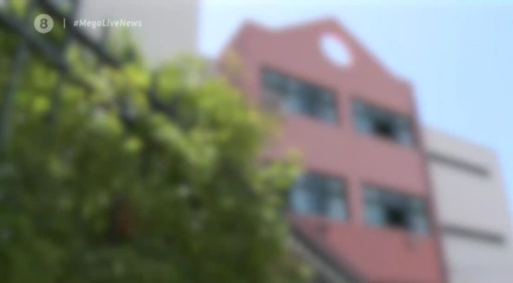 Αναστάτωση σε λύκειο λόγω καθηγητή που αρνείται να φορέσει μάσκα μέσα στην τάξη