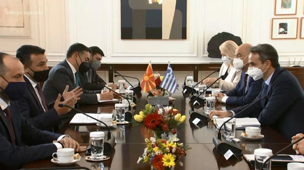 Σε κλίμα καλής γειτονίας η συνάντηση Μητσοτάκη – Ζάεφ