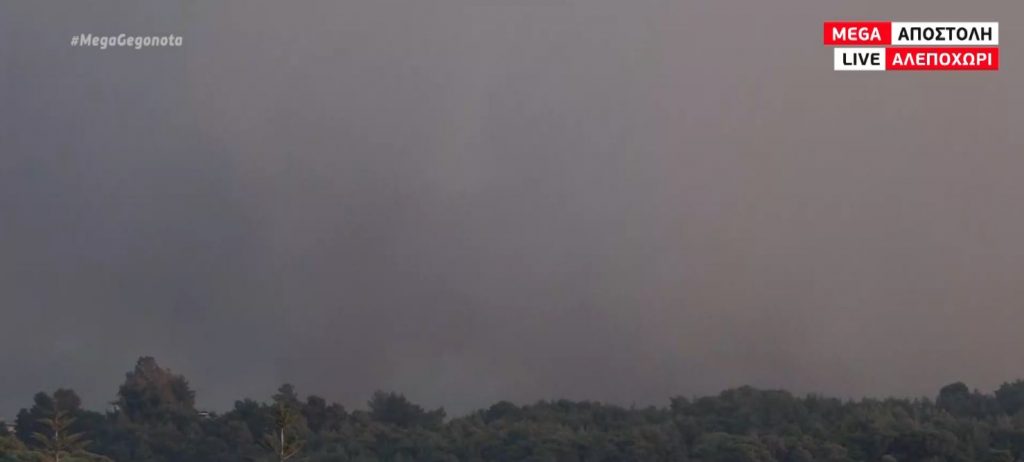 Φωτιά Κόρινθος: Απεγκλωβισμός κατοίκων από την Κοκκιναρέα Μεγάρων – Φόβοι για εξάπλωση της πυρκαγιάς