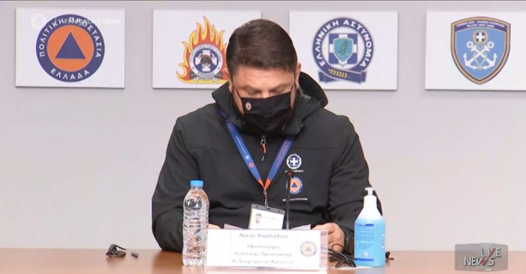 Χαρδαλιάς: Θα είναι μια δύσκολη βραδιά – Έτσι ξεκίνησε η πυρκαγιά στην Κορινθία