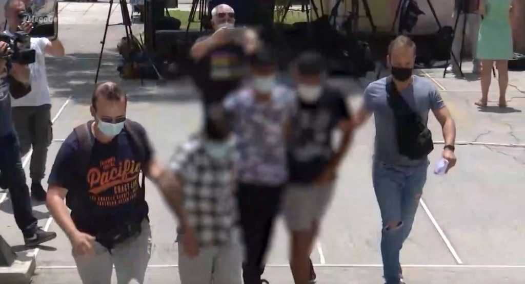 Άγιος Παντελεήμονας: Σοκάρει η περιγραφή της 26χρονης εγκύου για όσα πέρασε στα χέρια των βιαστών της – Στον εισαγγελέα οι δράστες