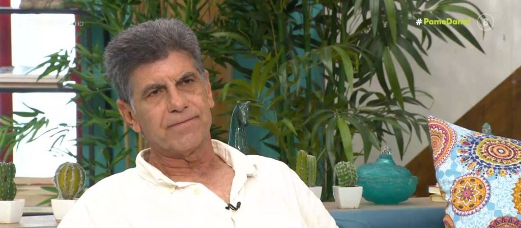 Γιάννης Μπέζος: Η ελληνική τηλεόραση παραμένει συντηρητική