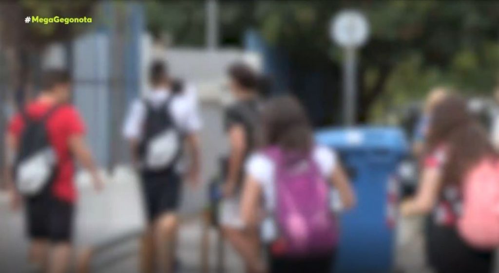 Κορωνοϊός: Ανησυχία από τη μετάλλαξη Δέλτα – Στο τραπέζι ο εμβολιασμός των εφήβων 15-17 ετών