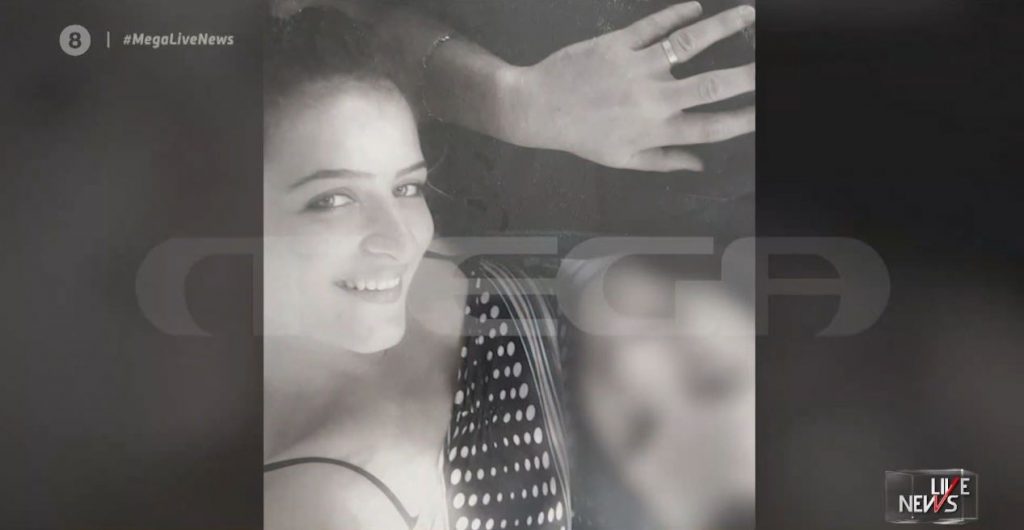 Κορωνοϊός: Το τελευταίο αντίο στη 44χρονη Γλυκερία – Τραγικές φιγούρες τα παιδιά & ο σύζυγός της