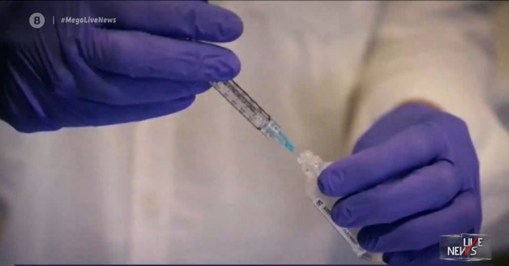 Κορωνοϊός: Ανάρπαστα τα ραντεβού για εμβολιασμό των νέων – Ανησυχούν οι μεταλλάξεις