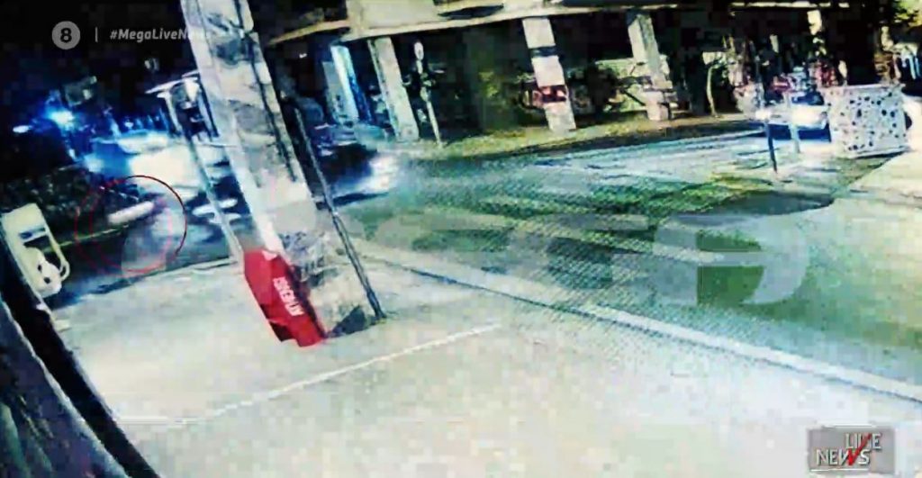 Αθήνα: Σοκαριστικό τροχαίο στο κέντρο της πόλης με θύμα ντελιβερά – Συγκλονίζουν οι μαρτυρίες