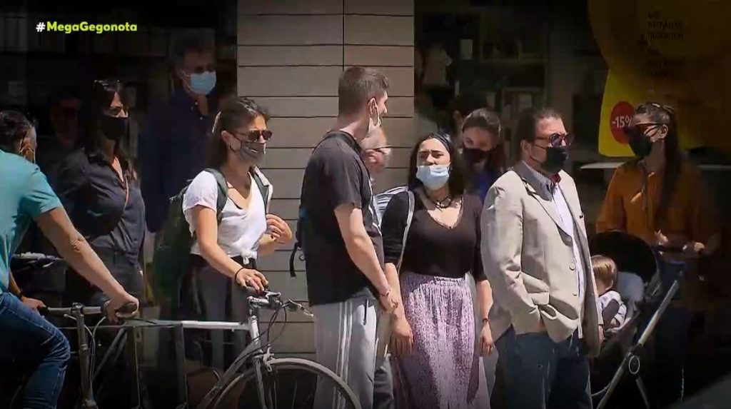 Κορωνοϊός: Η αύξηση των κρουσμάτων «δείχνει» την επαναφορά της μάσκας