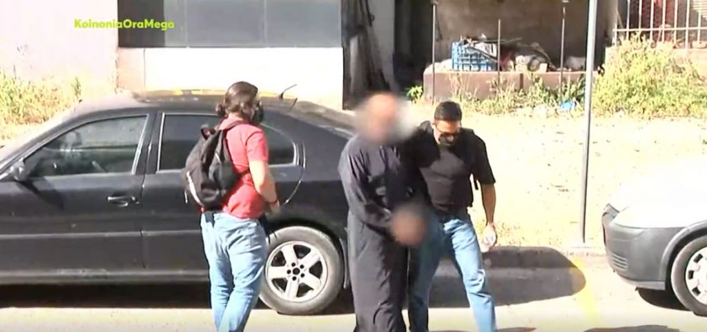 Αγρίνιο: Στη δημοσιότητα οι φωτογραφίες του 49χρονου ιερέα που κατηγορείται για βιασμό, ασέλγεια & πορνογραφία