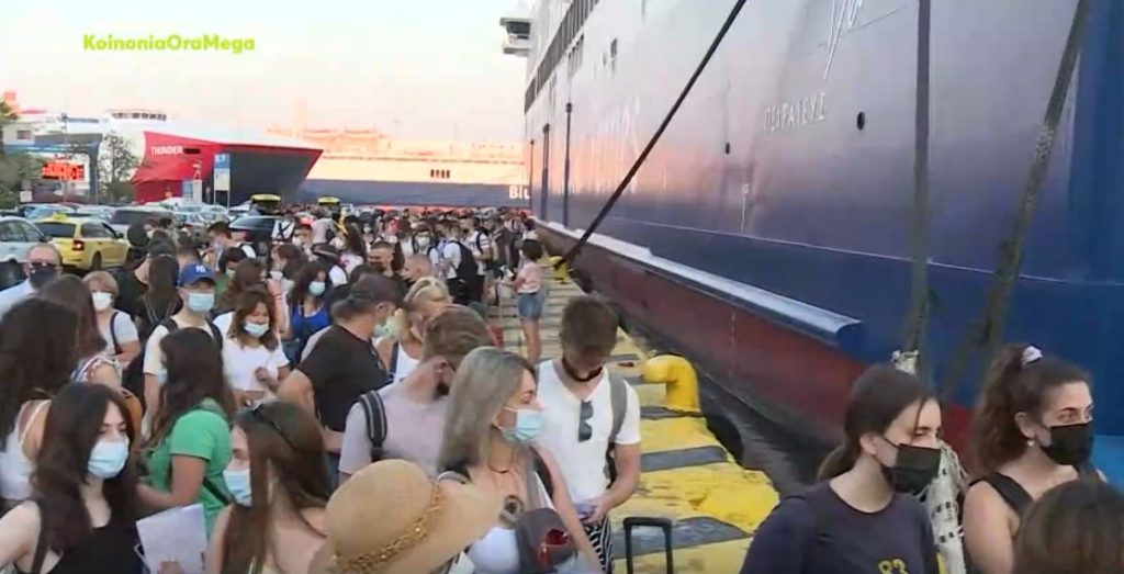 Με αυστηρούς ελέγχους η επιβίβαση στα πλοία