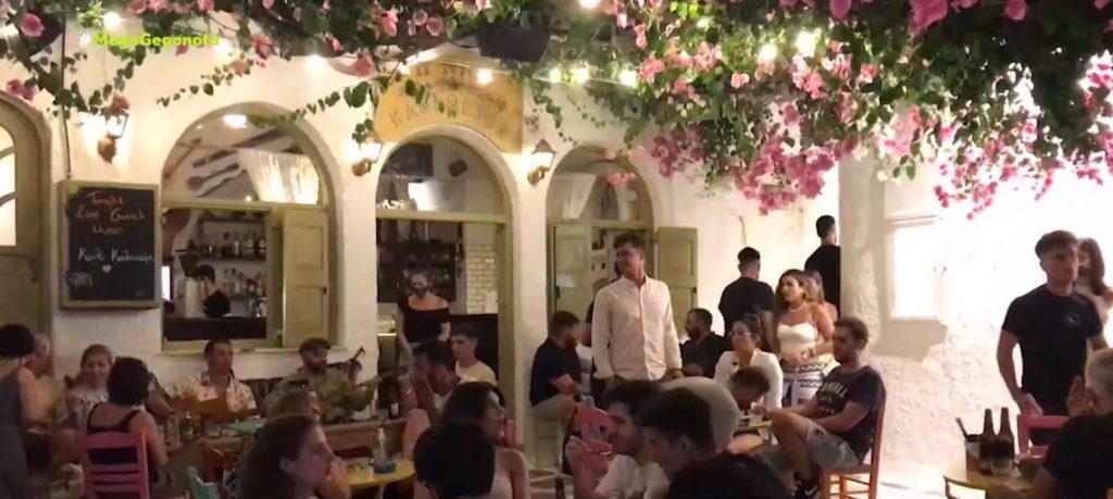 Κορωνοϊός: Στα 27 έτη ο μέσος όρος ηλικίας των κρουσμάτων – Στο «στόχαστρο» και άλλα νησιά – Σενάρια για νέα μέτρα