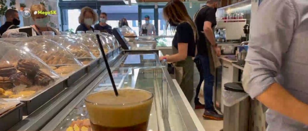 Οι Έλληνες επέβαλαν το φρέντο εσπρέσσο στην καρδιά της Ευρώπης