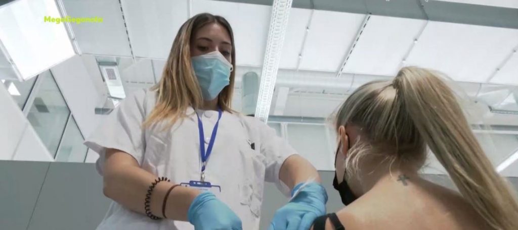 Κορωνοϊός: Ανησυχητική αύξηση των νοσηλειών – «Ναι» των ειδικών στον εμβολιασμό των παιδιών