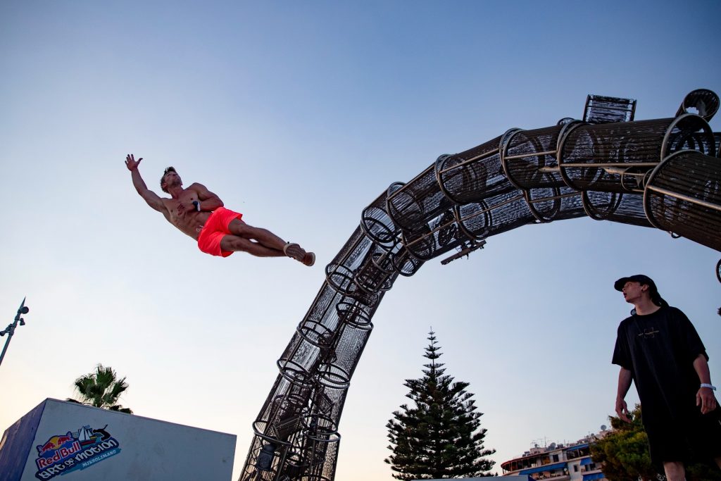 Red Bull Art of Motion: Tο Σάββατο 10 Ιουλίου στις 17:30 στο MEGA, σε ζωντανή μετάδοση από το Μικρολίμανο