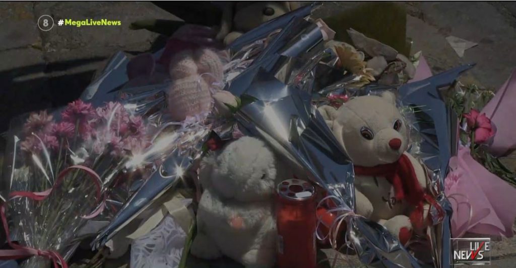 Νίκαια: Θρήνος για την 7χρονη Παναγιώτα που έχασε τη ζωή της στην άσφαλτο – Ελεύθερος ο οδηγός