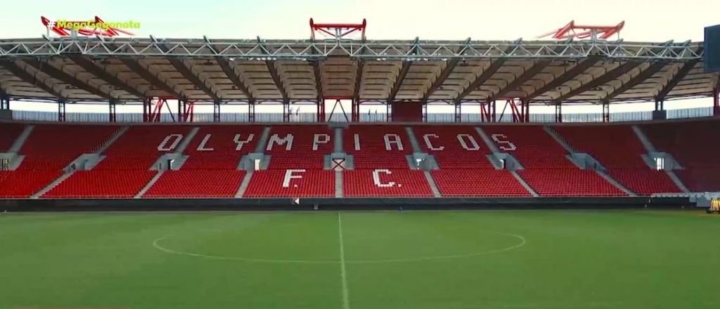 Ολυμπιακός: Εκατοντάδες φίλαθλοι ανανέωσαν την πρώτη μέρα διάθεσης των διαρκείας