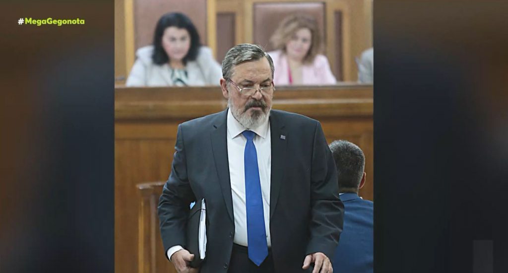 Χρήστος Παππάς: Τα έργα & οι ημέρες του νεοναζί ιδεολόγου της Χρυσής Αυγής – Το προφίλ του πολέμιου της Δημοκρατίας