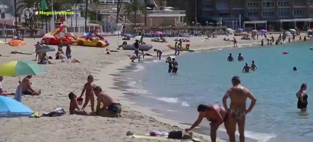 Κορωνοϊός: Η μετάλλαξη Δέλτα βάζει «φρένο» στις διακοπές των Βρετανών
