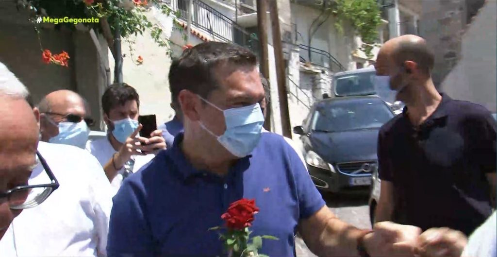 Τσίπρας: Παιδαριώδης η διαχείριση της πανδημίας – Δριμύ κατηγορώ στην κυβέρνηση από τη Λέσβο