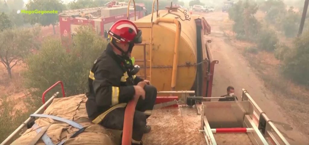 Σε ύφεση οι πυρκαγιές στη βόρεια Εύβοια – Σε επιφυλακή για αναζωπυρώσεις – Δύσκολη η «επόμενη μέρα»