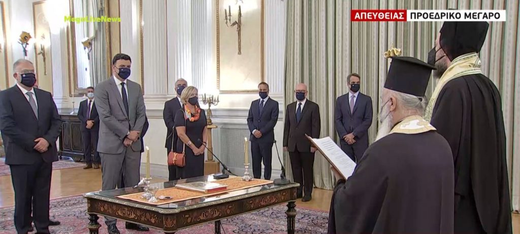 Ανασχηματισμός – H ορκωμοσία των νέων μελών της κυβέρνησης