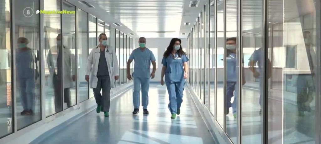 Κορωνοϊός – Ασφυκτική η πίεση στα νοσοκομεία – Μονόδρομος ο εμβολιασμός