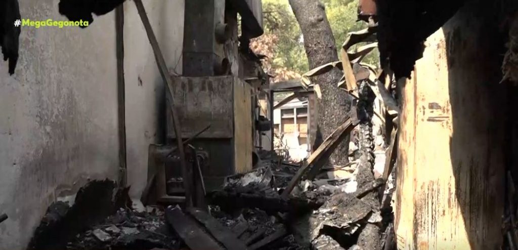 Βαρυμπόμπη – Τις πληγές τους μετρούν οι κάτοικοι – Δεκάδες καμένα σπίτια & τεράστια καταστροφή