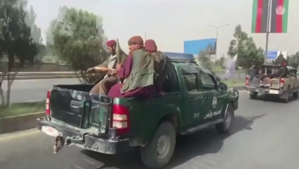 Αφγανιστάν – Οι Ταλιμπάν επιβάλουν τον ισλαμικό νόμο και… διασκεδάζουν