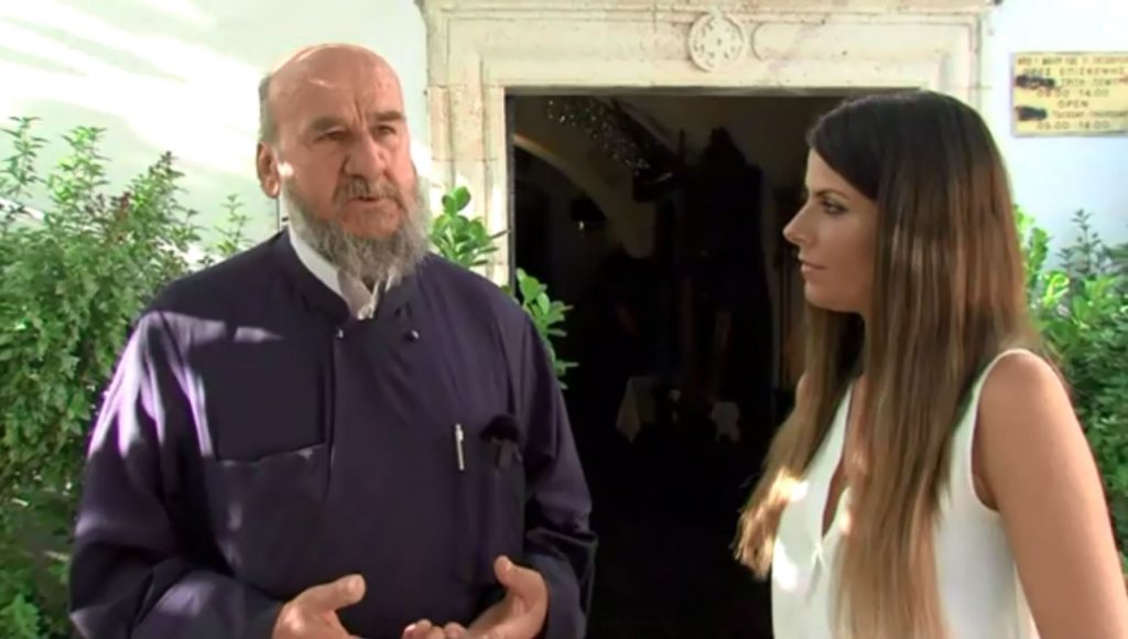 Κορωνοϊός – Σε εμβολιαστικά κέντρα μετατρέπονται οι εκκλησίες