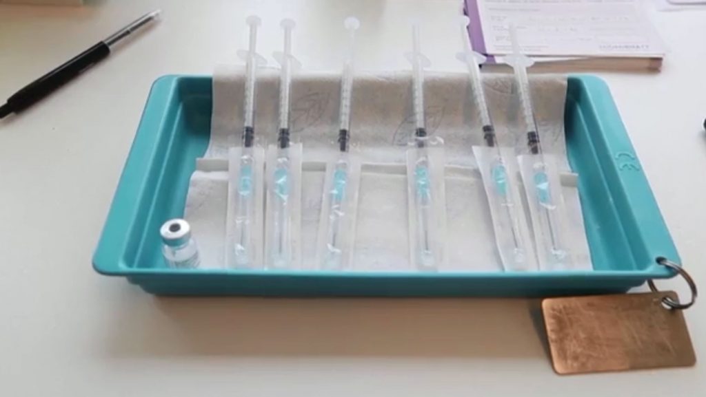 Ζήτημα ημερών η πλήρης έγκριση του εμβολίου της Pfizer