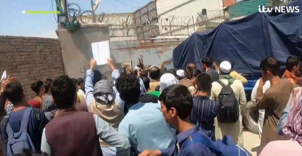 Αφγανιστάν – Σοκάρουν οι ιστορίες πίσω από το ανθρώπινο δράμα