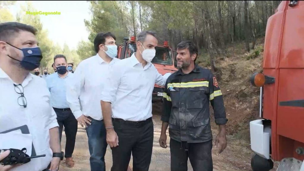 Φωτιές – Οξεία πολιτική αντιπαράθεση πυροδότησαν οι πυρκαγιές