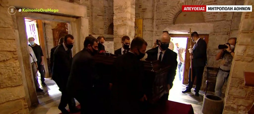 Μίκης Θεοδωράκης – Μέχρι την Τετάρτη σε λαϊκό προσκύνημα η σορός του