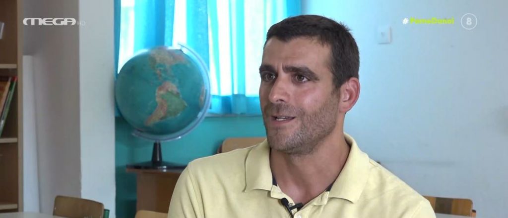 «Τι κάνουν σήμερα» – Ο «ψηλός, κακός» του «Παρά πέντε», Πατρίκιος Κωστής, σε έναν εντελώς διαφορετικό «ρόλο»!