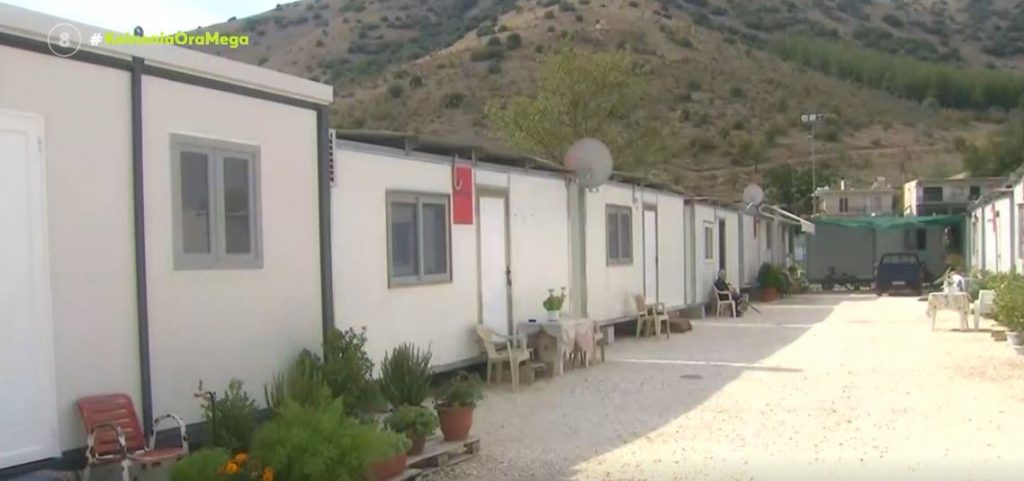 Δαμάσι Τυρνάβου – Η ζωή στους οικίσκους 6 μήνες μετά το σεισμό