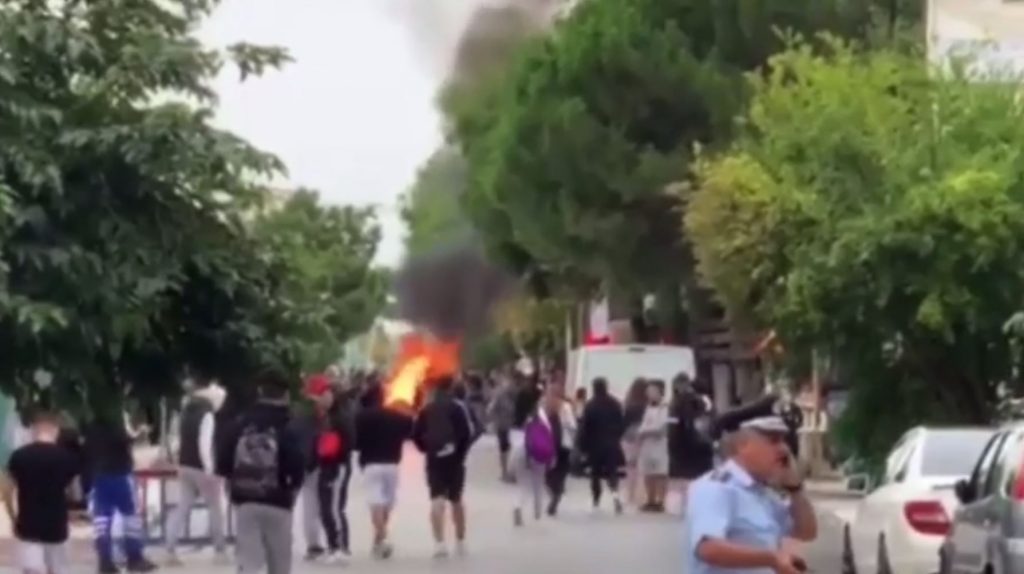 Ανησυχία για το «αυγό του φιδιού» στη Θεσσαλονίκη – Νέα επεισόδια σε σχολείο