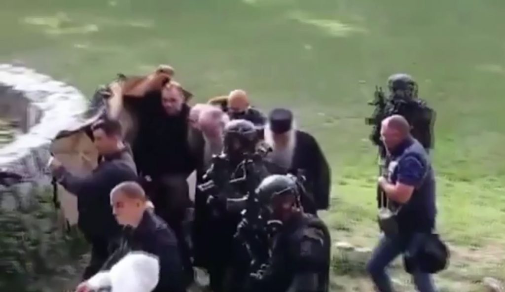 Μαυροβούνιο – Σοβαρά επεισόδια στην ενθρόνιση του νέου μητροπολίτη
