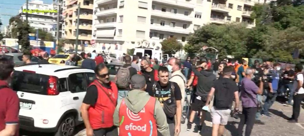 Συνεχίζουν τις κινητοποιήσεις τους οι διανομείς της  e- food