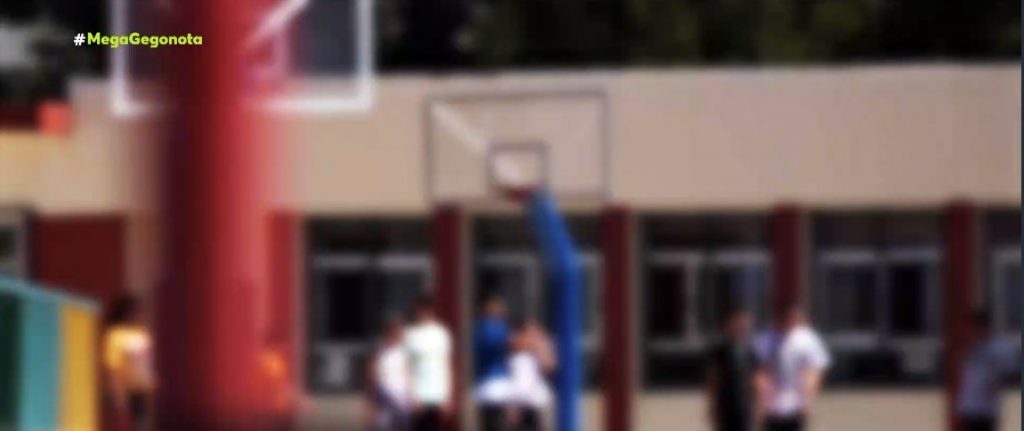 Οι ειδικοί ανησυχούν για το άνοιγμα των σχολείων – Στο τραπέζι της κυβέρνησης κίνητρα εμβολιασμού για τα παιδιά