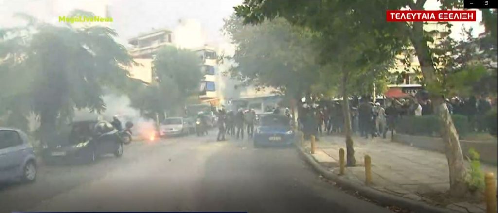 Θεσσαλονίκη – Νέος πετροπόλεμος και χημικά στη Σταυρούπολη