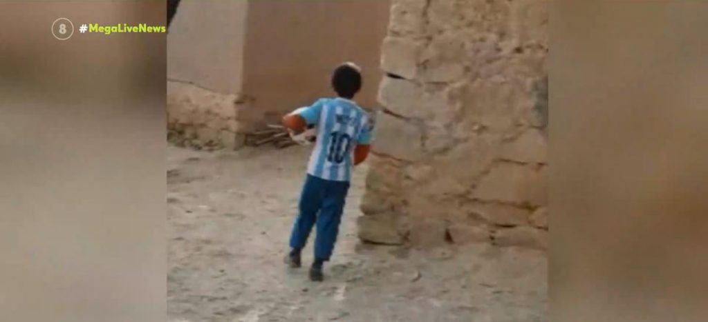 Ταλιμπάν – Κυνηγούν τον 10χρονο Μουρτάζα που είχε συγκινήσει τον Μέσι