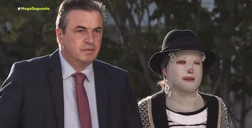 Επίθεση με βιτριόλι – Συγκλονίζει ο ψυχίατρος της Ιωάννας – Δεν έχω ξανασυναντήσει άνθρωπο χωρίς πρόσωπο