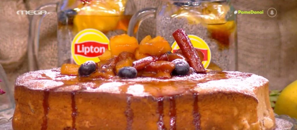 Ο Τίμος Ζαχαράτος μάς φτιάχνει κέικ με τσάι ροδάκινο & μαρμελάδα ροδάκινου!