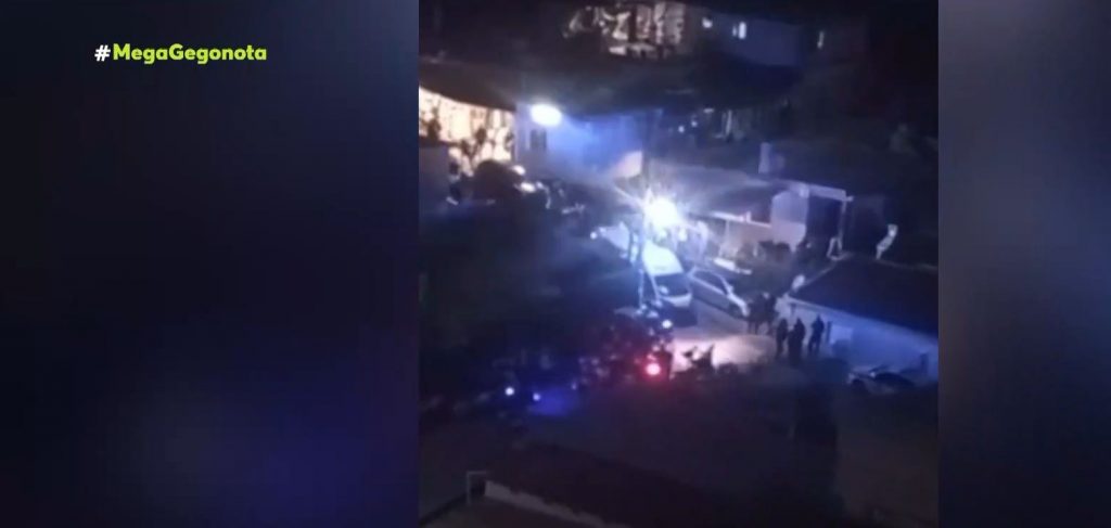 Νέα επεισόδια το βράδυ στη Δυτική Αττική – Τραυματίες δυο αστυνομικοί από σκάγια καραμπίνας