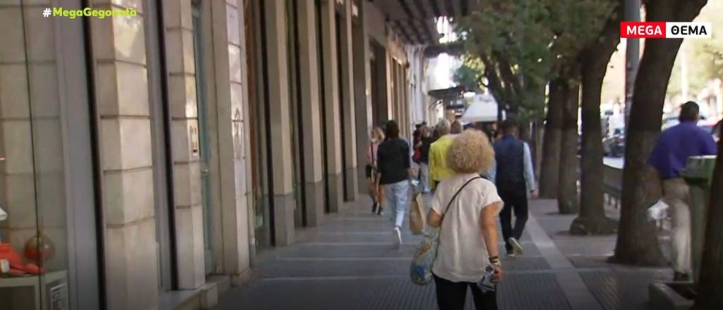 Γιατροί περιγράφουν στο MEGA τις απειλές που έχουν δεχτεί από αρνητές της πανδημίας