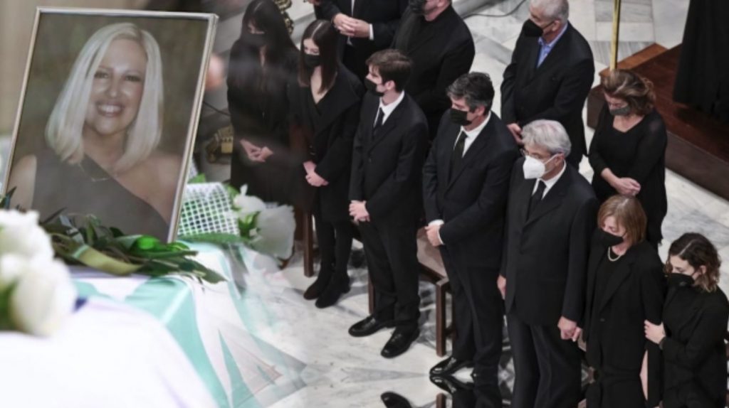 «Αντίο μαμά, είσαι μαχήτρια» – Ο αποχαιρετισμός της οικογένειας