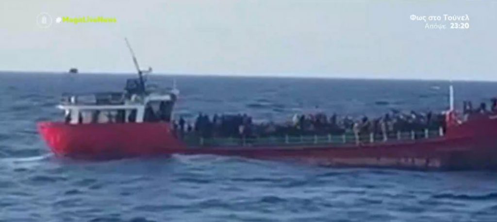 Γιγαντιαία επιχείρηση του Λιμενικού για το SOS ανοιχτά της Κρήτης