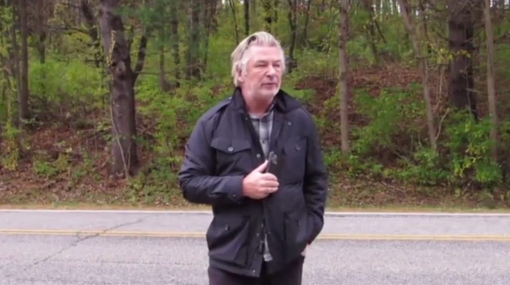 «Έσπασε» τη σιωπή του ο Άλεκ Μπάλντουιν