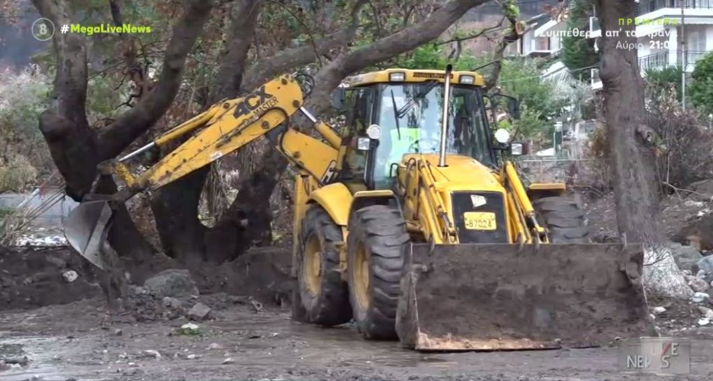 Στο έλεος του «Μπάλλου» η χώρα – Βουλιάζουν στη βροχή και τη λάσπη αρκετές περιοχές